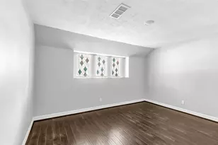 211 W North Hill Dr, Spring, TX 77388 - Photo 21
