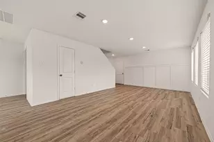 1307 Vincente Ct, Conroe, TX 77301 - Photo 11