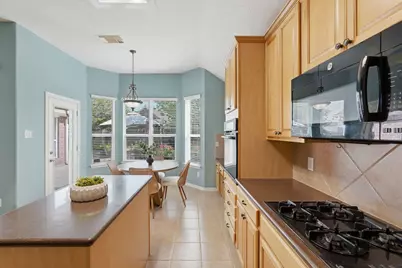 12007 Mariposa Canyon Drive, Tomball, TX 77377 - Photo 17