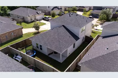 402 Flycatcher Court, Clute, TX 77531 - Photo 35