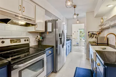 355 N Post Oak Lane #842, Houston, TX 77024 - Photo 13