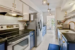 355 N Post Oak Ln, Houston, TX 77024 - Photo 13