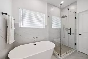 5634 Camino Encantado Dr, Houston, TX 77091 - Photo 25