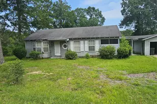 676 Burch St, Jasper, TX 75951 - Photo 7