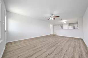 1911 Adobe Stone Dr, Humble, TX 77396 - Photo 3