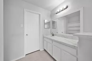 1911 Adobe Stone Dr, Humble, TX 77396 - Photo 5