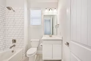 4921 Arbor Crest Ln, League City, TX 77573 - Photo 9