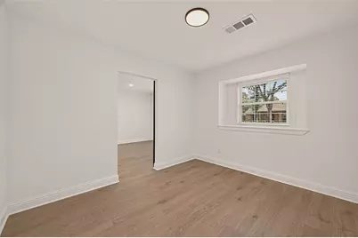 5946 Valkeith Drive, Houston, TX 77096 - Photo 11