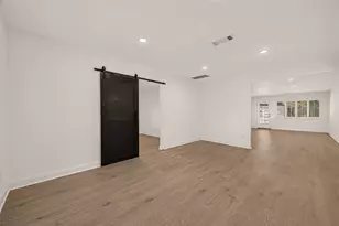 5946 Valkeith Dr, Houston, TX 77096 - Photo 9