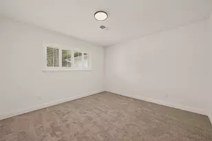5946 Valkeith Dr, Houston, TX 77096 - Photo 25