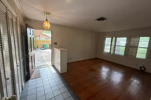 7007 Edgemoor Dr, Houston, TX 77074 - Photo 5