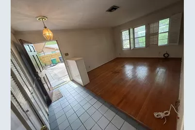 7007 Edgemoor Drive, Houston, TX 77074 - Photo 7