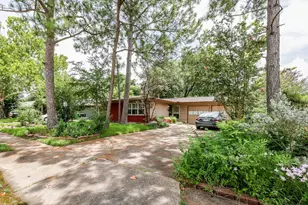7007 Edgemoor Dr, Houston, TX 77074 - Photo 3
