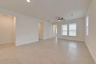 8022 Pinebrook Arbor Ct, Richmond, TX 77407 - Photo 9