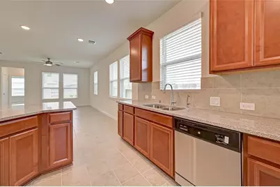 8022 Pinebrook Arbor Court, Richmond, TX 77407 - Photo 17