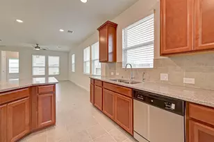 8022 Pinebrook Arbor Ct, Richmond, TX 77407 - Photo 17