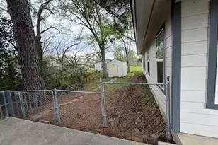 710 Avenue J Pl, Conroe, TX 77301 - Photo 3