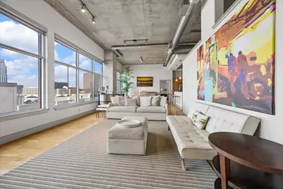 1901 Post Oak Boulevard #803, Houston, TX 77056 - Photo 1