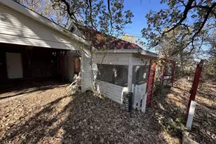 108 N Branch St, Bells, TX 75414 - Photo 3