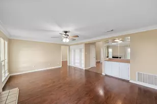 8030 Pine Falls Dr, Houston, TX 77095 - Photo 3