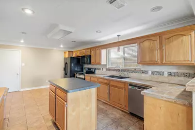 8030 Pine Falls Drive, Houston, TX 77095 - Photo 7