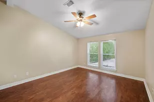 8030 Pine Falls Dr, Houston, TX 77095 - Photo 9