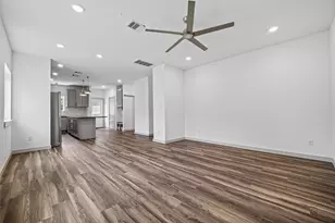 5016 Ricky St, Houston, TX 77033 - Photo 11