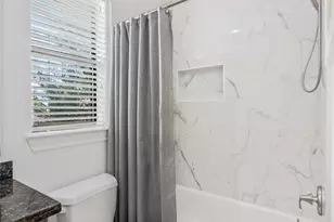 8817 Lakeshore Bend Dr, Houston, TX 77080 - Photo 25