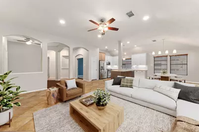 7511 Quiet Trace Lane, Pearland, TX 77581 - Photo 5