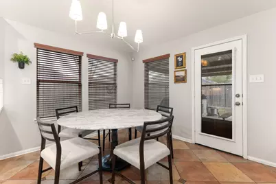 7511 Quiet Trace Lane, Pearland, TX 77581 - Photo 9