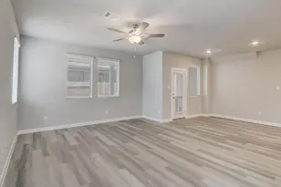 8403 Arden valley Ln, Houston, TX 77063 - Photo 5