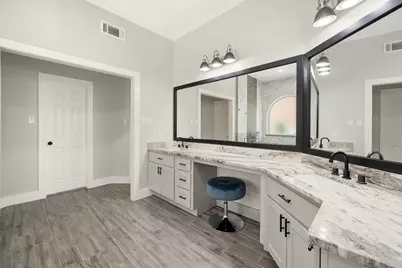 24611 W Kingscrest Circle, Spring, TX 77389 - Photo 31