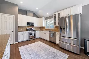 10614 Sterling Manor Dr, Spring, TX 77379 - Photo 13