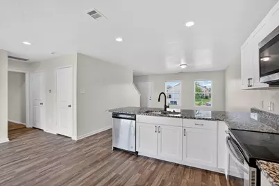103 Avalon Drive, Huntsville, TX 77320 - Photo 11