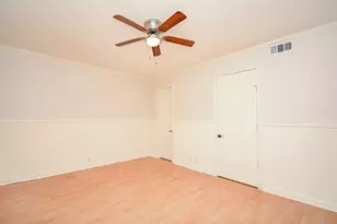 2829 Timmons Ln, Houston, TX 77027 - Photo 21