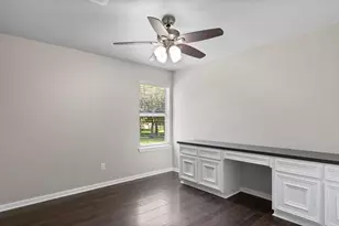 3121 County Rd 81, Rosharon, TX 77583 - Photo 9