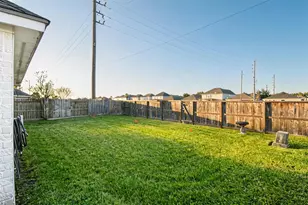 11831 Rainbow Bridge Ln, Humble, TX 77346 - Photo 3