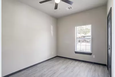 8103 Glass Street, Houston, TX 77016 - Photo 13