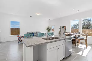 6404 Pregonero Ln, Houston, TX 77048 - Photo 5