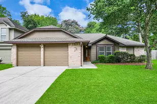 35 N Morningwood Ct, The Woodlands, TX 77380 - Photo 3