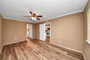 35 N Morningwood Ct, The Woodlands, TX 77380 - Photo 17