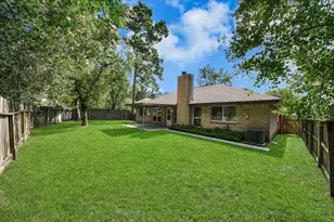 35 N Morningwood Ct, The Woodlands, TX 77380 - Photo 7