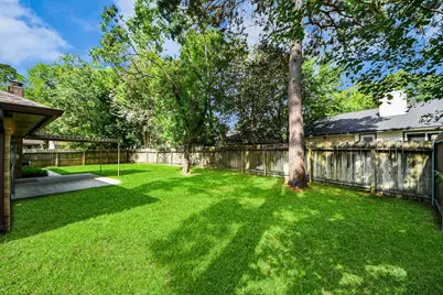 35 N Morningwood Court, The Woodlands, TX 77380 - Photo 9