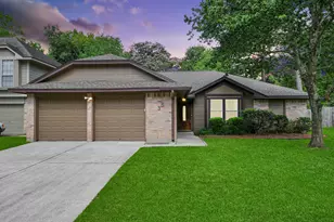 35 N Morningwood Ct, The Woodlands, TX 77380 - Photo 1