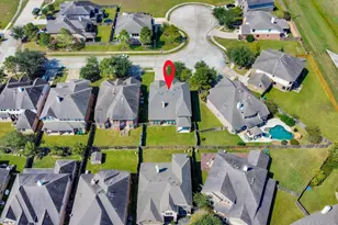 9427 Sapphire Bay Ln, Rosharon, TX 77583 - Photo 3