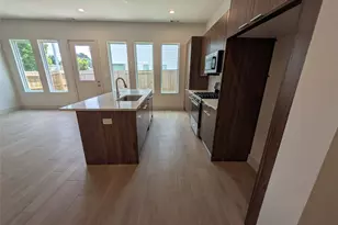 4403 Abaco Ln, Houston, TX 77045 - Photo 5