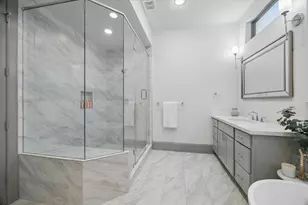 1907 W 25th St, Houston, TX 77008 - Photo 17