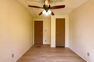 1218 Private Road 3063, Lexington, TX 78947 - Photo 11