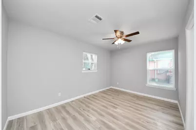 10507 Royal Oaks Drive, Houston, TX 77016 - Photo 27