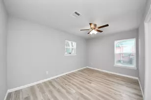 10507 Royal Oaks Dr, Houston, TX 77016 - Photo 27